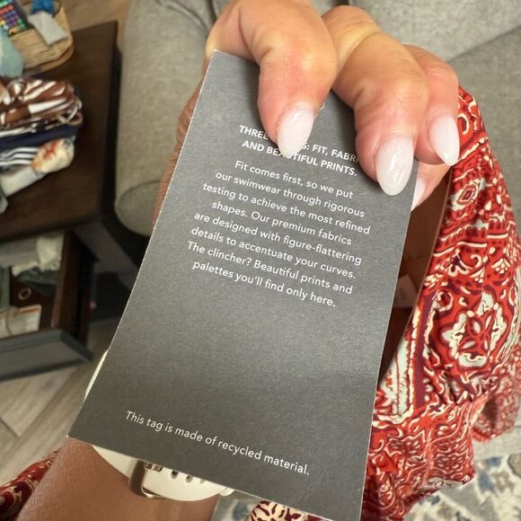 Garnet Hill One Piece Ruched Swimsuit 6 - Picture 5 of 10